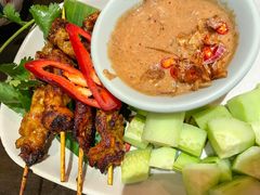 -大头虾越式风味餐厅(光明广场店)