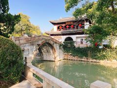 -汇龙潭