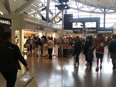 -关西国际机场直营免税店