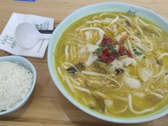 -酸小七(国华广场店)