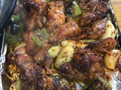 -老东镇啤酒屋海鲜加工·蒸汽海鲜·海鲜烧烤(台东店)