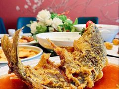 -闫府私房菜·百年鲁菜(恒隆店)