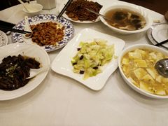 -梅龙镇酒家(南京西路总店)