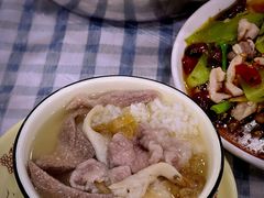 -卢六川汤肉(南方花园店)
