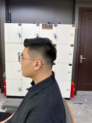 -藤野造型烫发染发