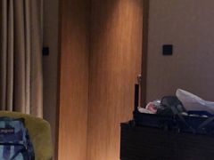 -上海滴水湖皇冠假日酒店