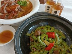 -天鲜阁·海鲜粤菜·33年老字号(石槎白云站店)