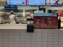 -肯德基(西影路店)