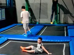 -超时空蹦床团建·VR潮玩运动娱乐·生日派对游乐园(金桥店)