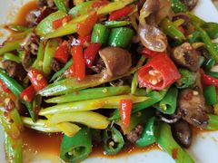 火爆鸡杂-小厨子私房菜·云南美食店