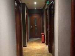 -莱蔻·圣灸堂·推拿艾灸(天山店)