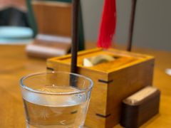-荷风细雨·中国茶宴(世纪大道店)