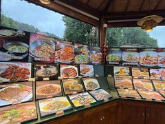 -湘力力小院·鱼汤泡饭(枫林路店)