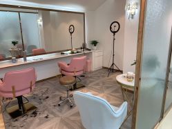 -BULB STUDIO 巴柏明星发型工作室