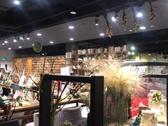 -魔方城市书房(中街益田店)