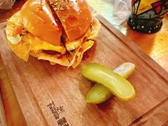 -Famous肥猫墨西哥音乐餐吧(五棵松华熙LIVE店)