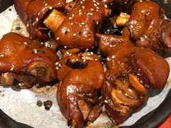 -海派美食·家宴海鲜青岛菜·石锅鲽鱼头(东方城店)