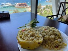 菠萝炒饭-蜈支洲岛珊瑚酒店临海阁中餐厅