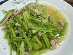 芹菜肉丝-市井川菜(江宁店)