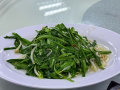 -新峰肉骨茶(总店)