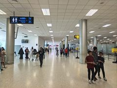 -班达拉奈克国际机场