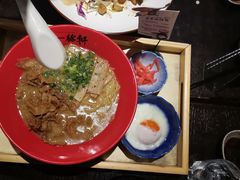 -一豚轩·烧鸟·豚骨拉面(五四路店)