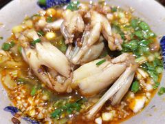 美蛙-石锅苗苗鱼(武汉首店)