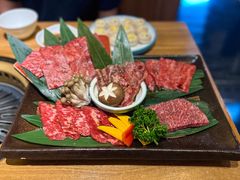 -炼火烤肉店