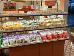 -沪上阿姨·臻选茶饮(上海环球港店)