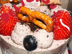 -山与蓝·轻糖鲜果蛋糕(勒泰店)