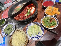 -袁山山重庆火锅(丈八北路店)