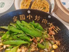 -费大厨辣椒炒肉(黄兴中心广场店)