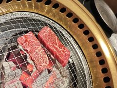 -山川小町·极番烧肉(新地假日广场店)
