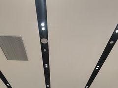 -理想汽车(世纪汇店)