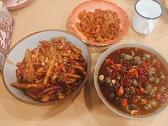 -老三样·旧食新味(绿地店)