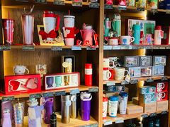 -星巴克(西藏路店)