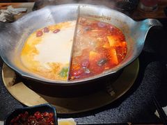 -湊湊火锅·茶憩(南京东路悦荟店)