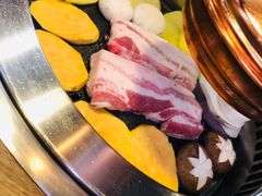 烤什锦蘑菇-香猪坊韩国烤肉专属门店(魏公村店)