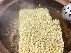 -胡须佬鸡煲四季火锅店(石厦西村直营店)