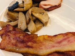 -广州天河希尔顿酒店