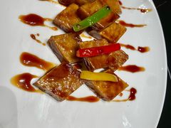 香煎荔浦芋头-翕间食·精致淮扬菜(江苏大剧院店)