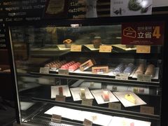 面包甜点陈列柜-麦当劳(西单明珠店)