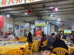大堂-胖哥八兄弟大排挡(植村店)