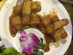-三人行骨头王火锅(长寿店)