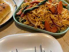 炒方便面-金太阳海鲜烧烤·本地人餐厅(星海公园店)