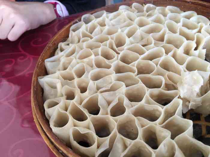 半亩地莜面-"看了评论来的,专门点了评论,上面的这个荷.