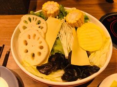 蔬菜拼盘-前门后头老北京铜锅涮肉·京味菜·烤鸭(伊藤洋华堂店)
