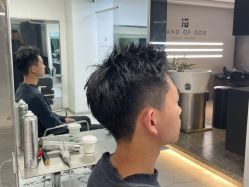 -HG美发设计沙龙