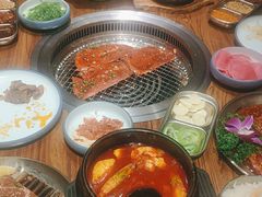 -明洞阿姨·韩式酱蟹烤肉·创意料理(三元桥店)