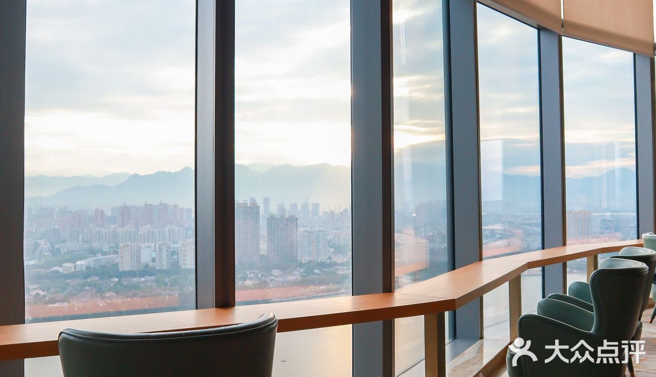 福州40层高空下午茶，360度俯瞰榕城闽江景，简直了！😮